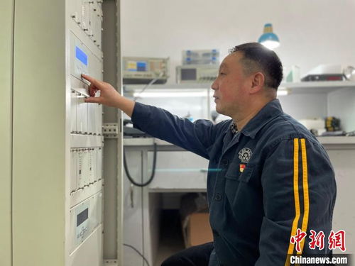 铁轨上的“听诊师”——一位铁路通讯设备医生的最后一个春运